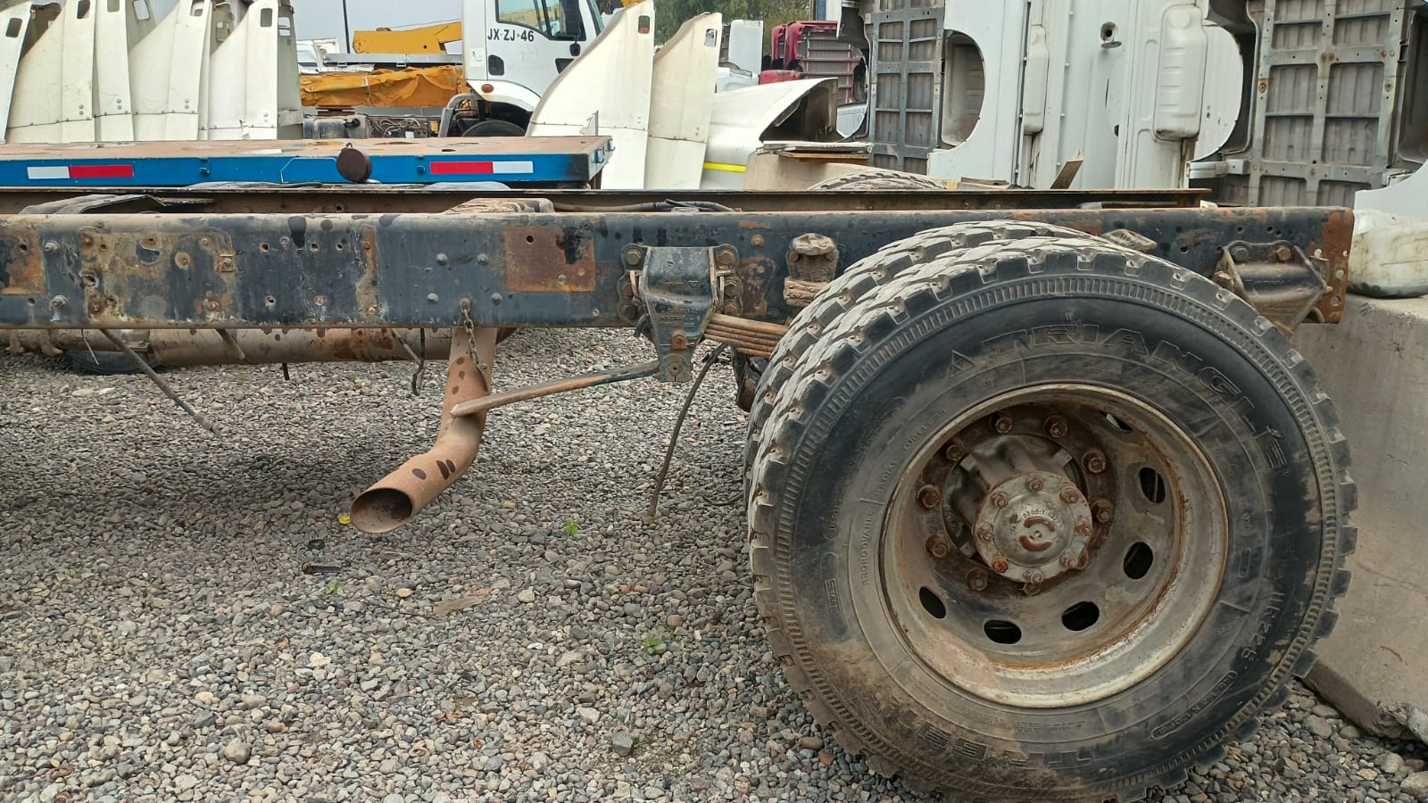 SPOILER CAMIóN Ford CARGO 1722 2004  USADO  EN DESARME